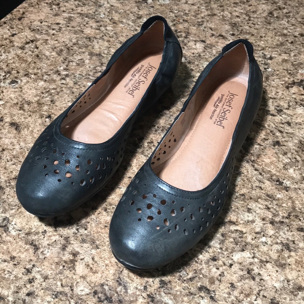Josef Seibel Black Leather Flats
